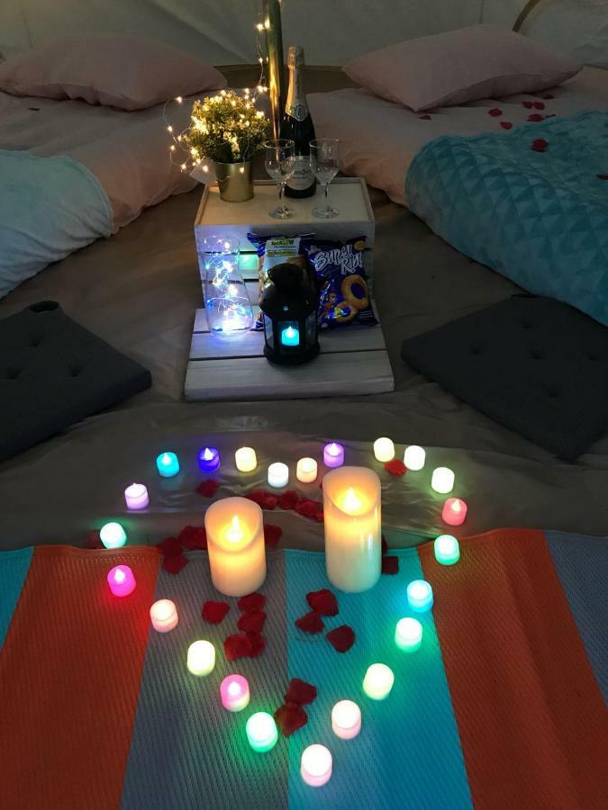 Glamping Kaki - Medium Bell Tent Singapur Dış mekan fotoğraf